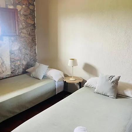 Holiday home Masia Llambrich